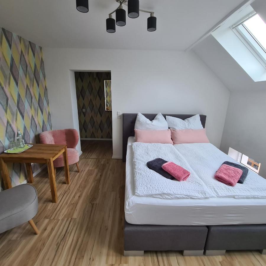Gaestezimmer Treuen - Bed & Breakfast Luaran gambar